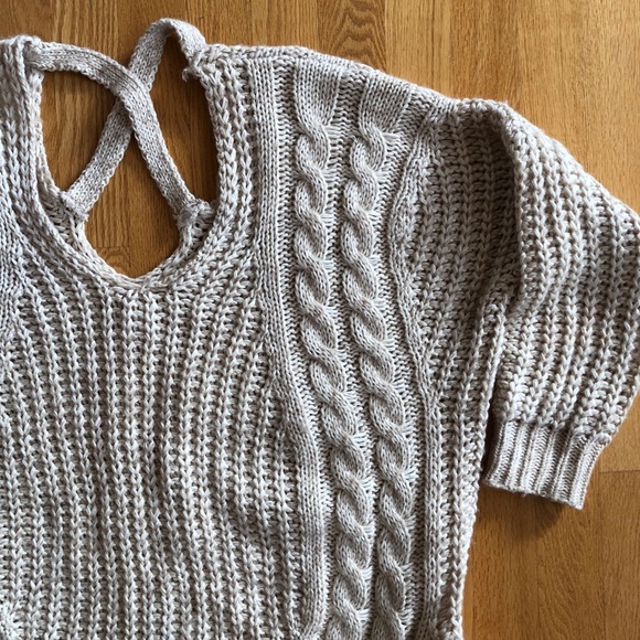 Wishlist Cable-knit Chunky Open Back Sweater - Picture 8 of 11